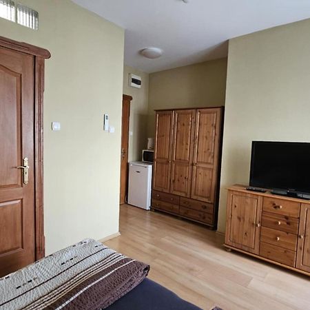 Rozsakert Apartmanhaz Hajdúszoboszló Zewnętrze zdjęcie