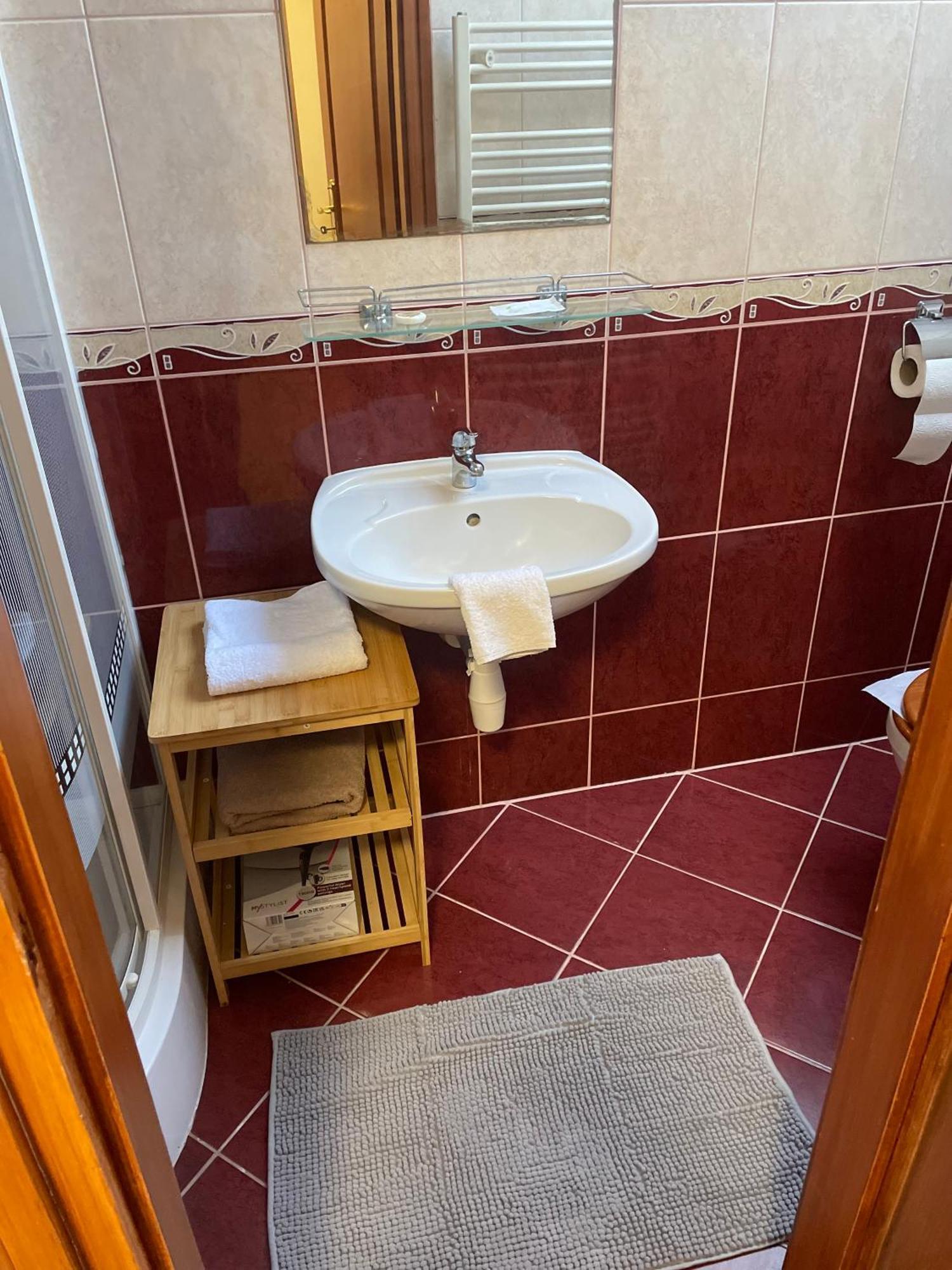 Rozsakert Apartmanhaz Hajdúszoboszló Zewnętrze zdjęcie