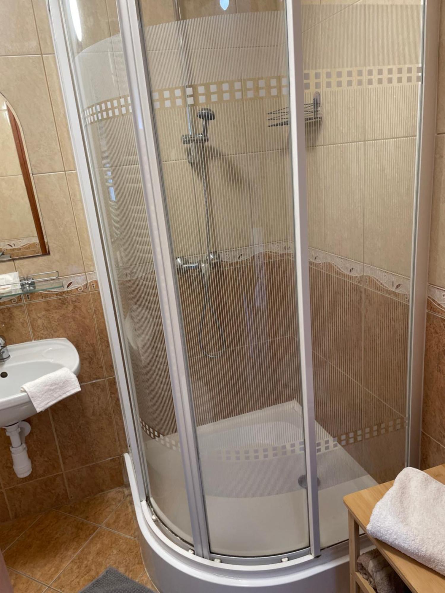 Rozsakert Apartmanhaz Hajdúszoboszló Zewnętrze zdjęcie