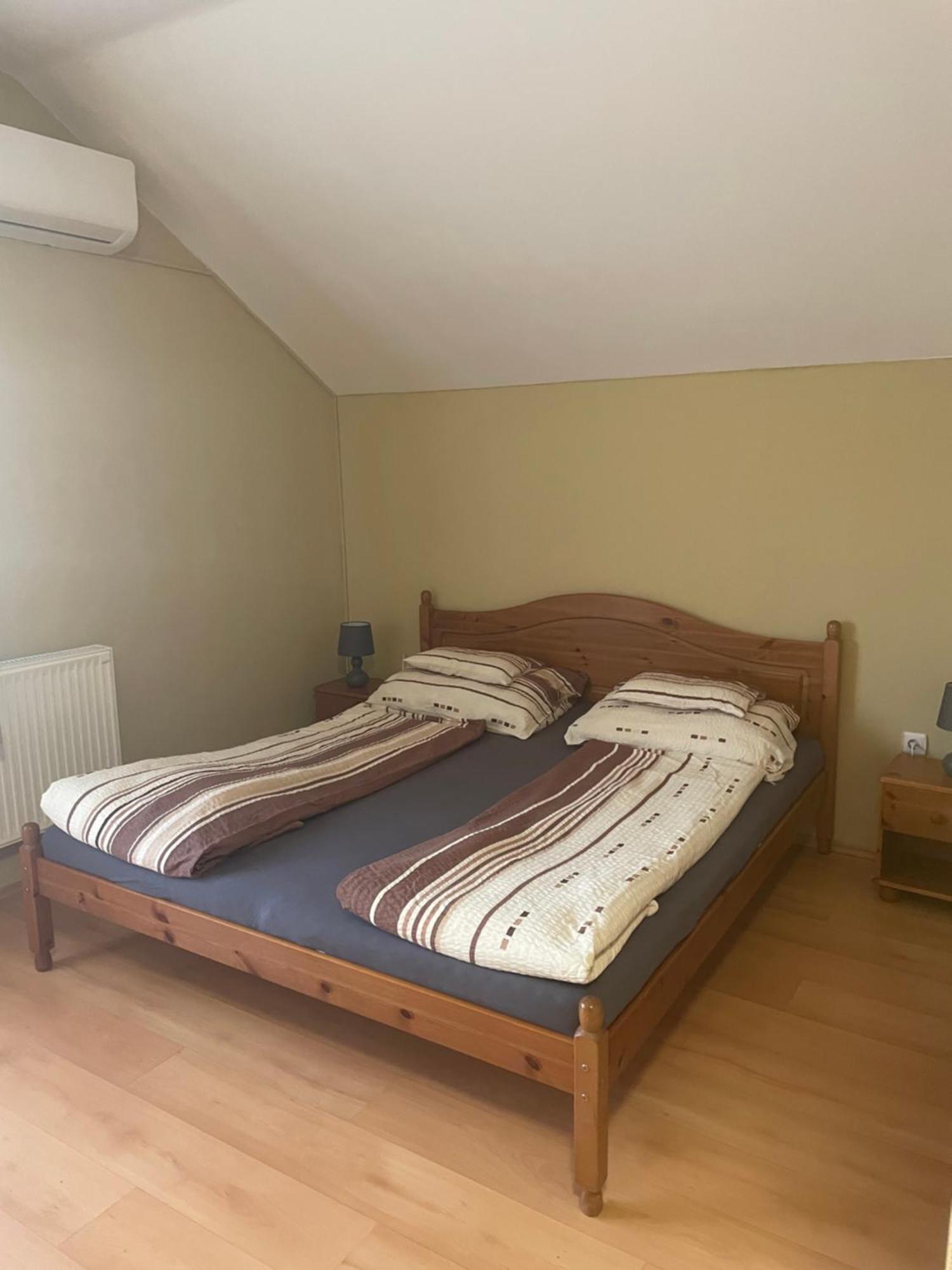 Rozsakert Apartmanhaz Hajdúszoboszló Zewnętrze zdjęcie