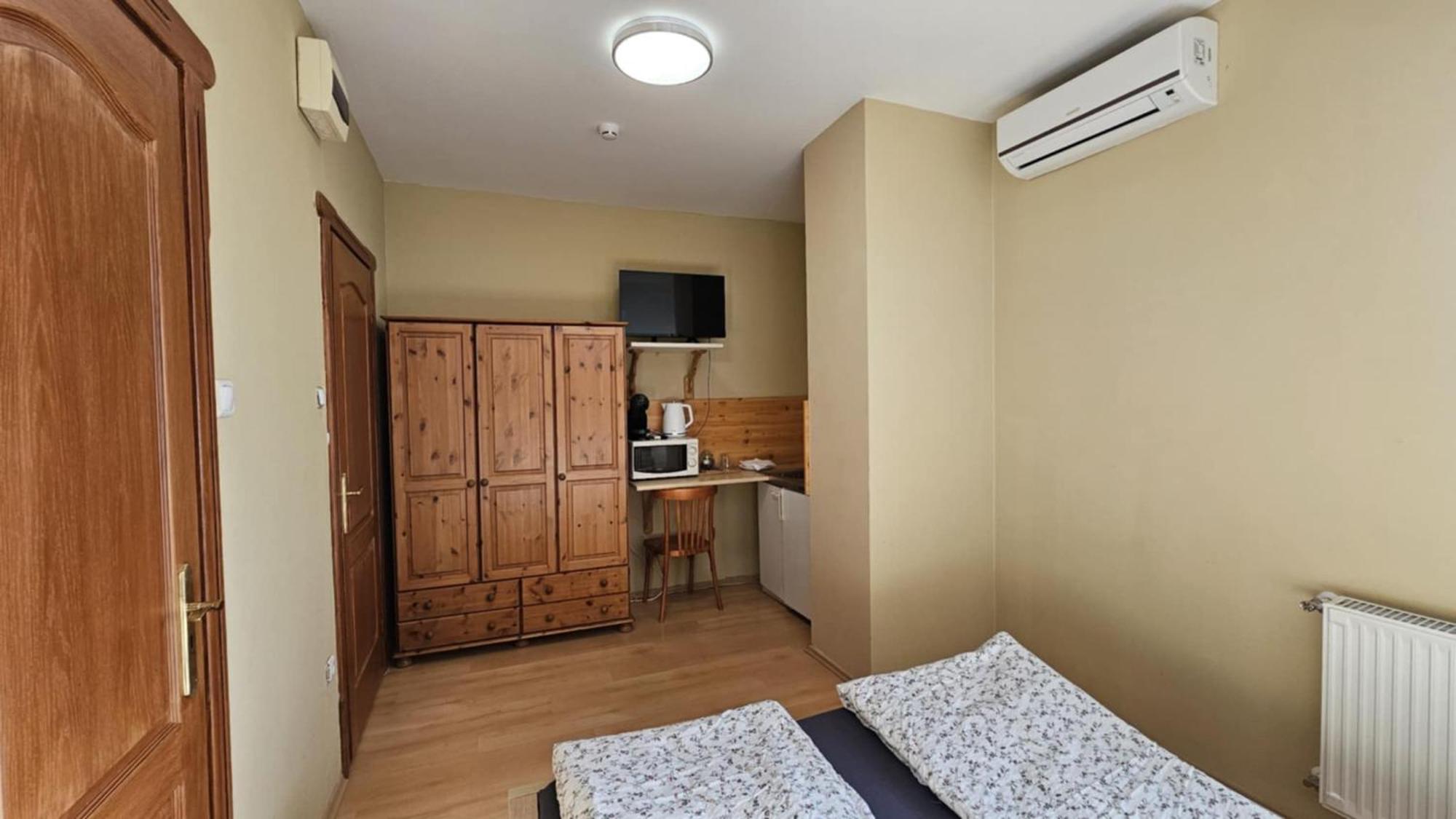 Rozsakert Apartmanhaz Hajdúszoboszló Zewnętrze zdjęcie