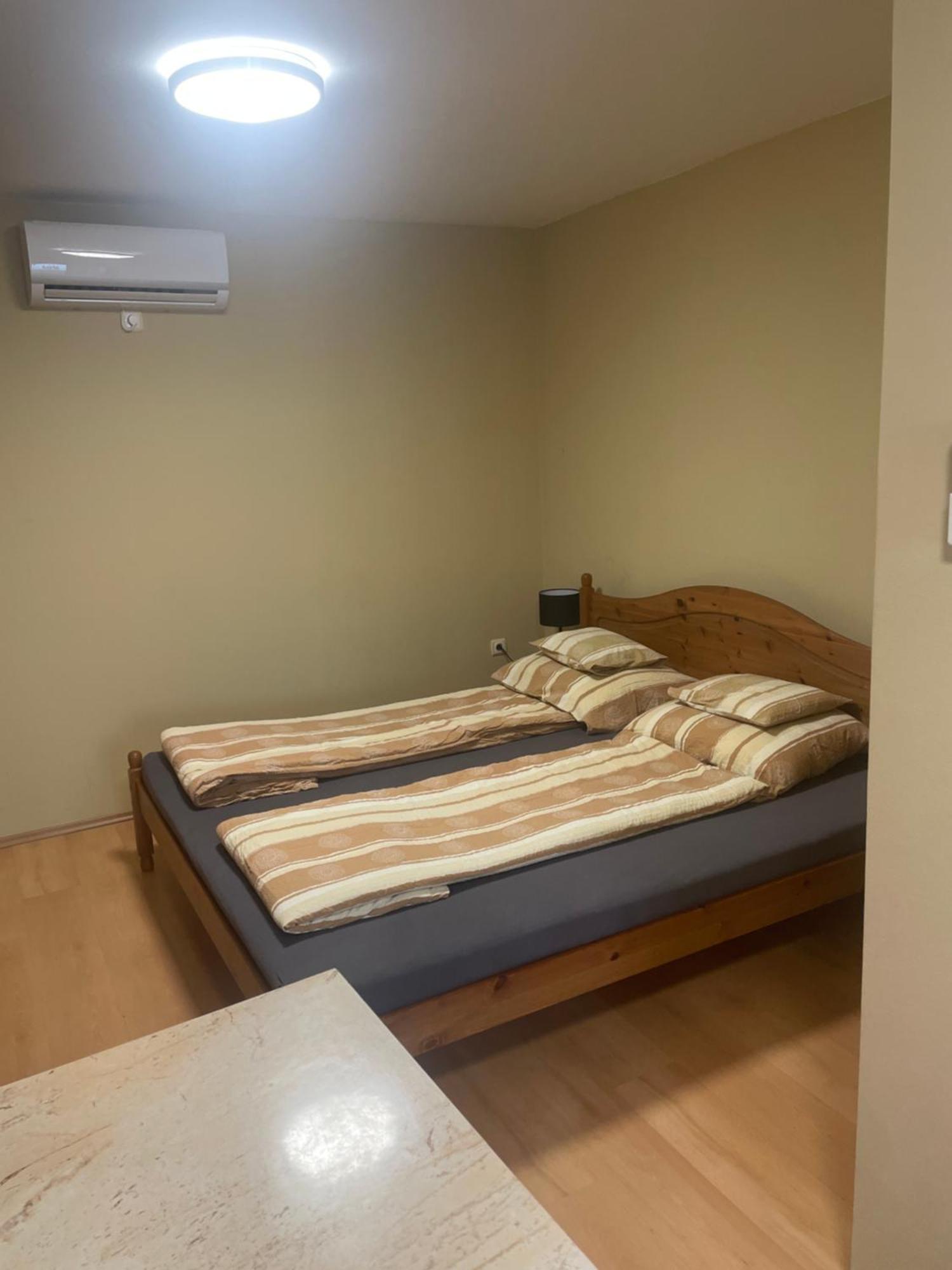 Rozsakert Apartmanhaz Hajdúszoboszló Zewnętrze zdjęcie
