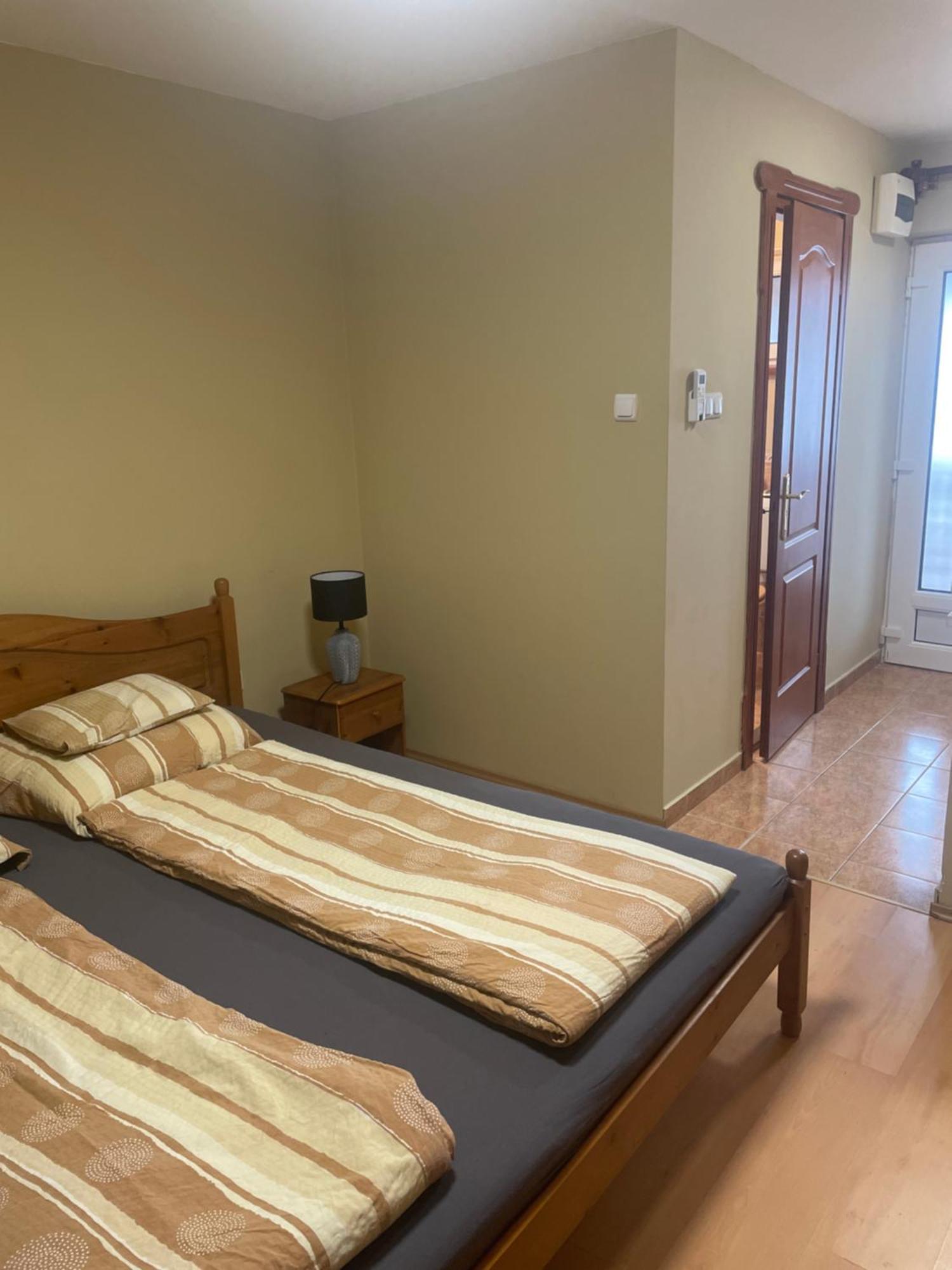 Rozsakert Apartmanhaz Hajdúszoboszló Zewnętrze zdjęcie
